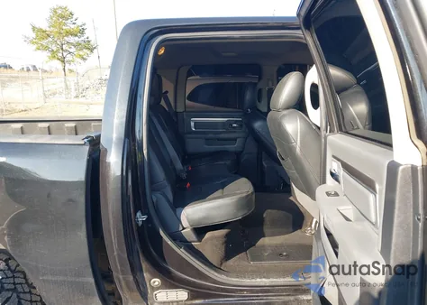 2015 Ram 1500 Big Horn z USA, uszkodzony, nr VIN 1C6RR7LTXFS732085